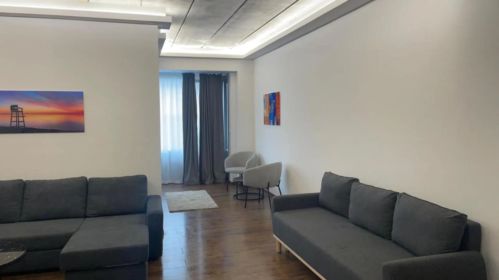 Boutique Diamond Apartments location